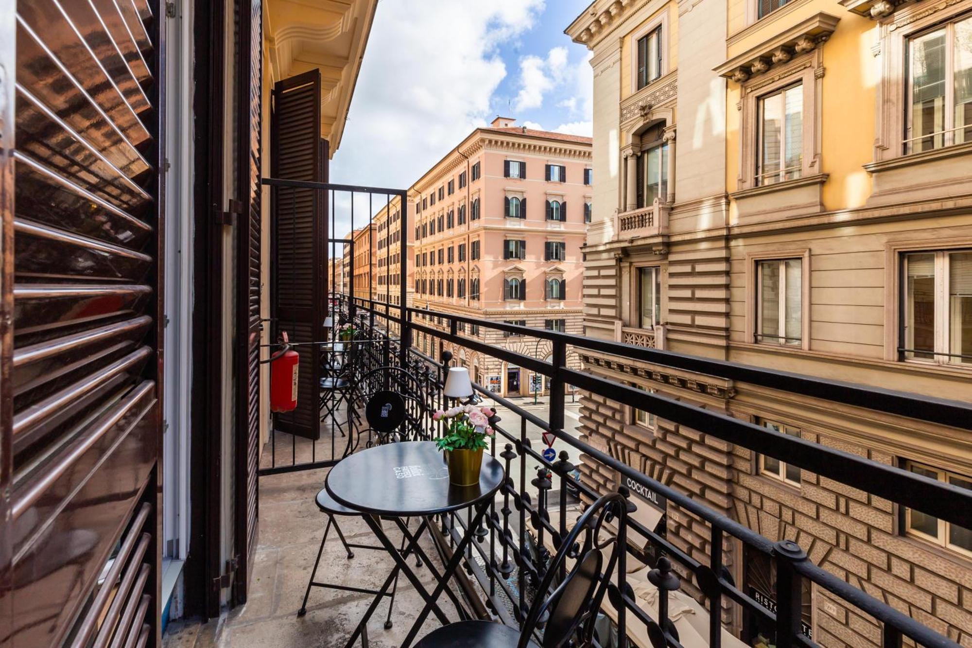 Cavour Luxury Rooms - Lr Collection Rome Extérieur photo